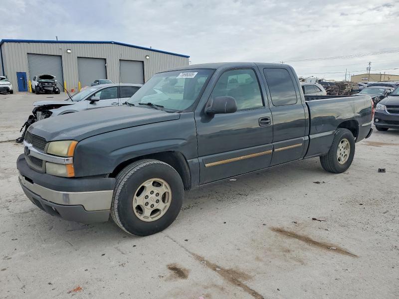 CHEVROLET SILVERADO 2004 with VIN 2GCEC19T741269350 - Photo from auction