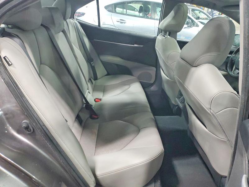 Photo 10 from auction – 2022 TOYOTA CAMRY with VIN 4T1K61BK3NU059552
