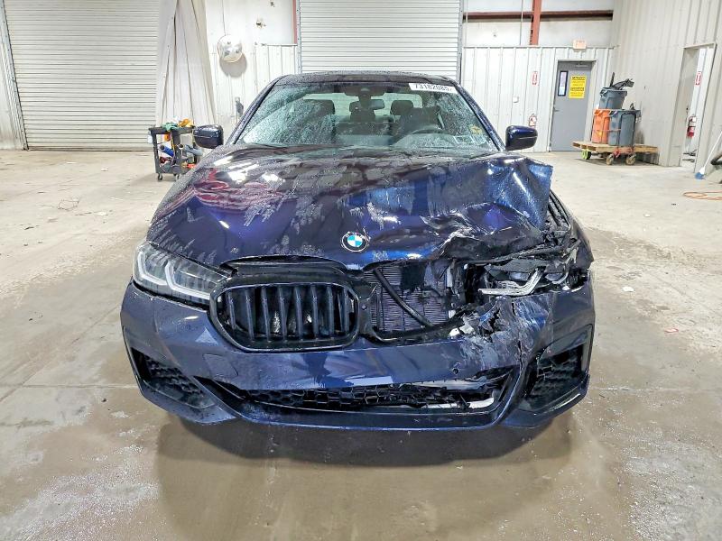 Photo 5 from auction – 2021 BMW M550XI with VIN WBA13BK08MCF58137