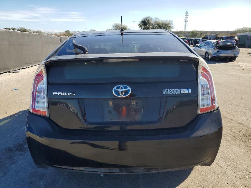 Photo 6 from auction – 2014 TOYOTA PRIUS with VIN JTDKN3DU3E1777587