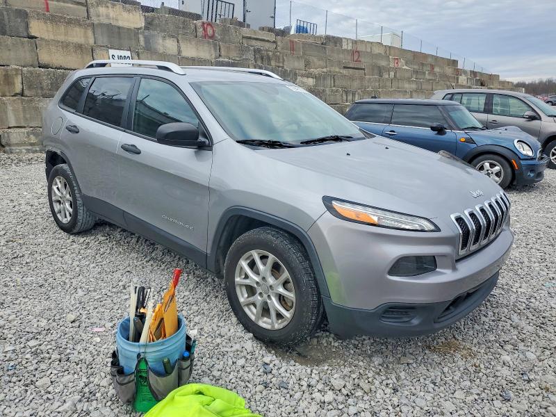 Photo 4 from auction – 2017 JEEP CHEROKEE with VIN 1C4PJLAB8HW669137