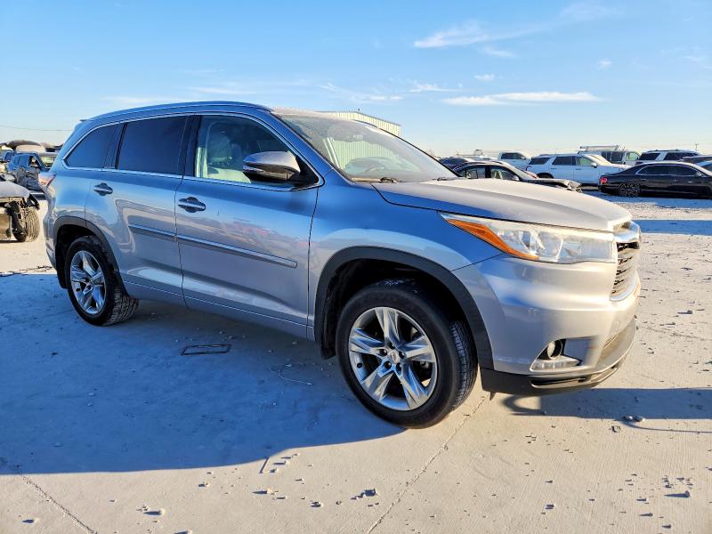 Foto 4 de la subasta – 2014 TOYOTA HIGHLANDER con VIN 5TDYKRFH8ES015980