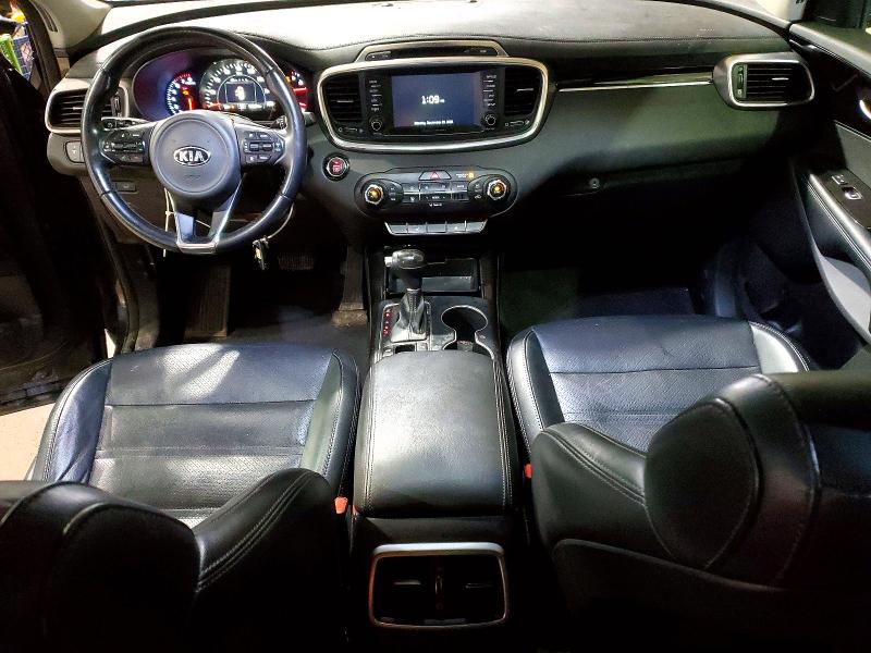 Photo 8 from auction – 2018 KIA SORENTO with VIN 5XYPHDA56JG400911