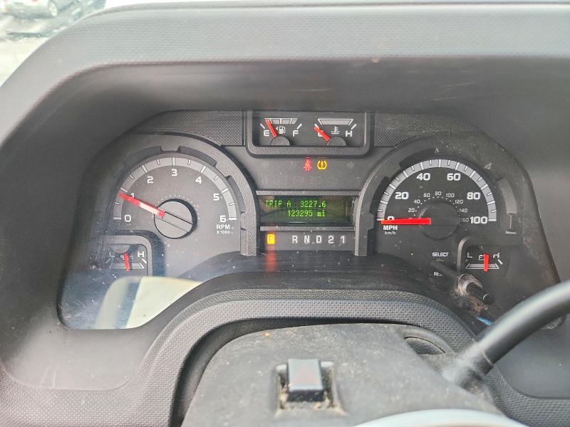 Photo 9 from auction – 2012 FORD ECONOLINE with VIN 1FBSS3BL9CDA88155