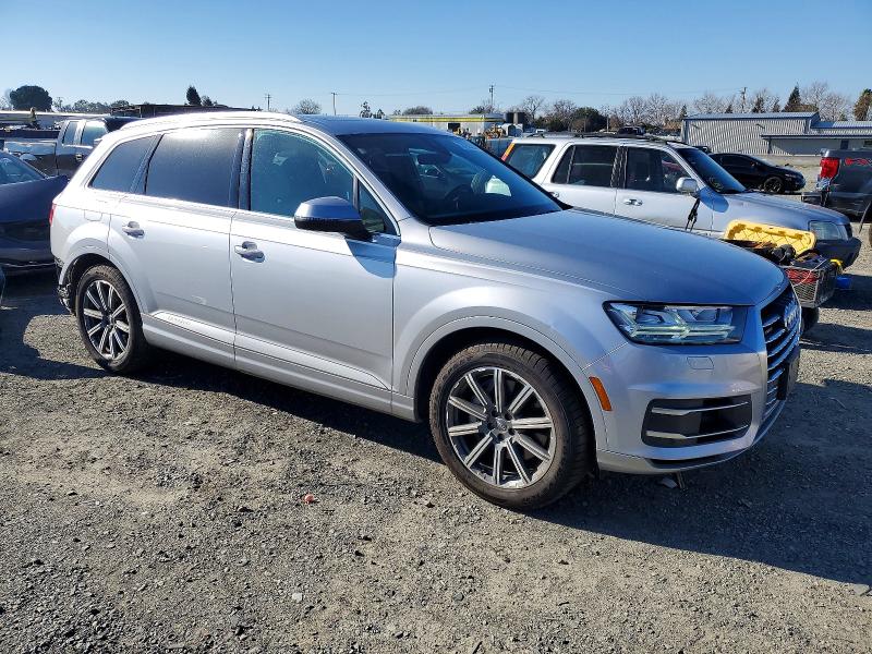 Photo 4 from auction – 2019 AUDI Q7 PREMIUM with VIN WA1LAAF7XKD046784