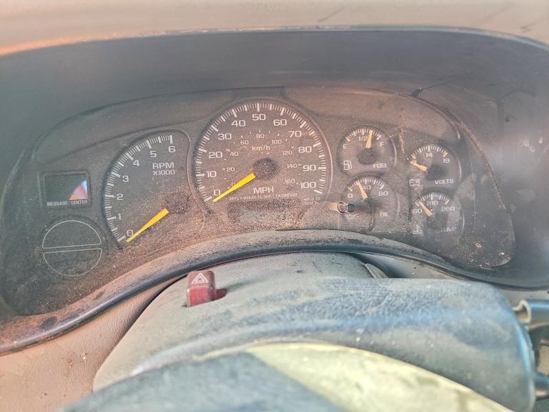 Photo 9 from auction – 1999 CHEVROLET SILVERADO with VIN 2GCEK19T5X1115520
