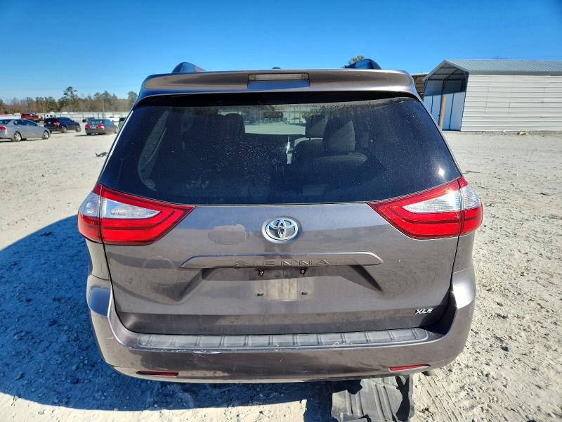Photo 6 from auction – 2015 TOYOTA SIENNA with VIN 5TDYK3DC3FS616607