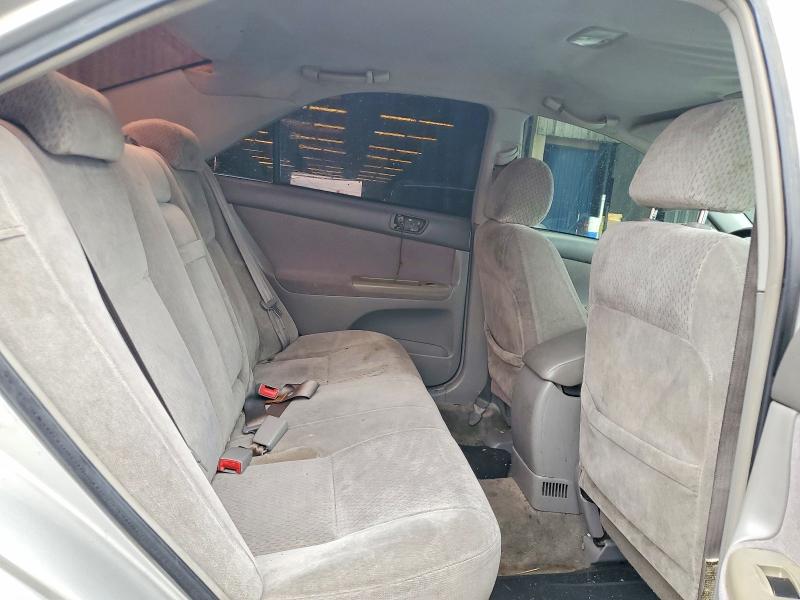 Photo 10 from auction – 2002 TOYOTA CAMRY with VIN 4T1BE32K32U090942