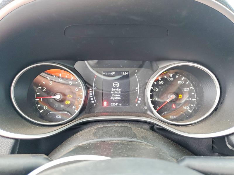 Photo 9 from auction – 2020 JEEP COMPASS with VIN 3C4NJDBB3LT104952