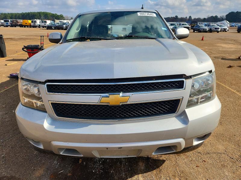 Photo 5 from auction – 2011 CHEVROLET TAHOE with VIN 1GNSCBE03BR285772