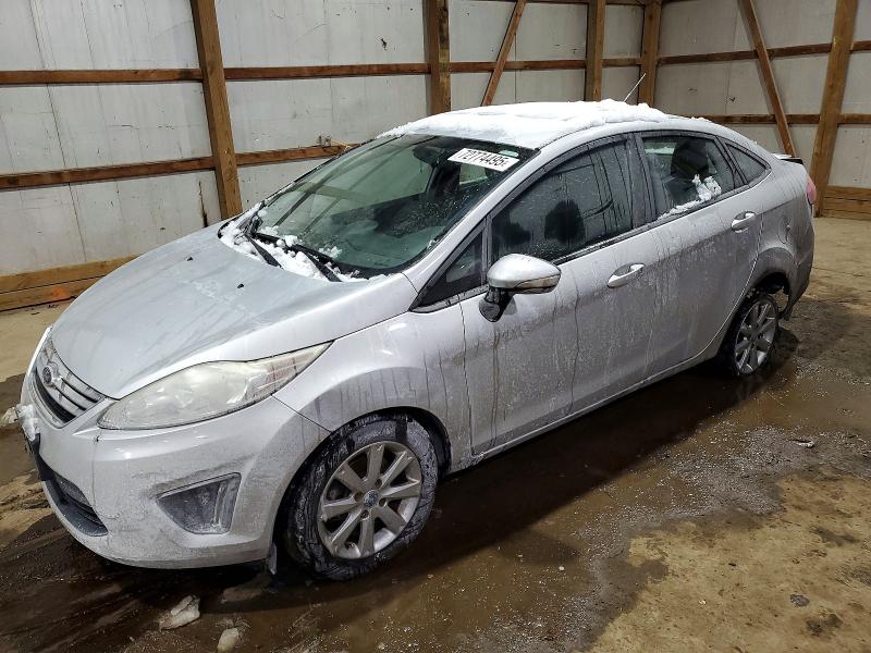 FORD FIESTA SE 2013 with VIN 3FADP4BJXDM207370 - Photo from auction