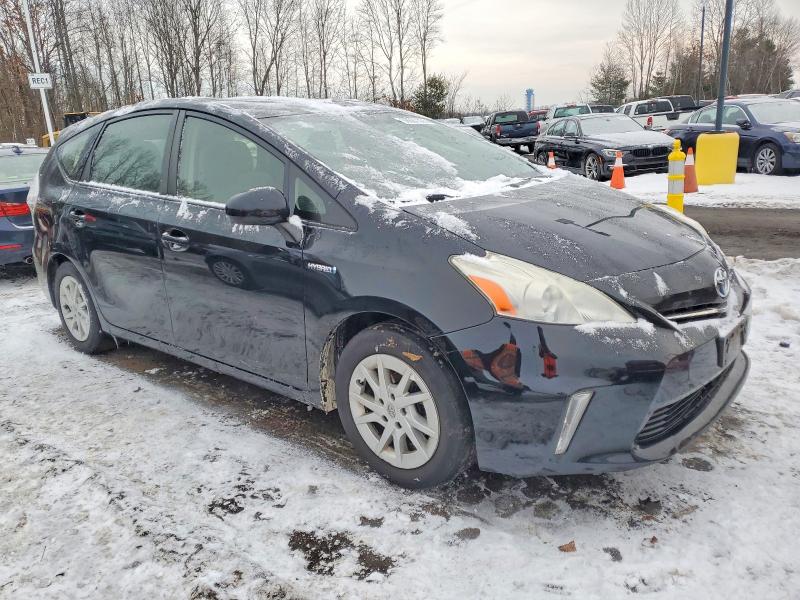 Photo 4 from auction – 2013 TOYOTA PRIUS V with VIN JTDZN3EU6D3252703