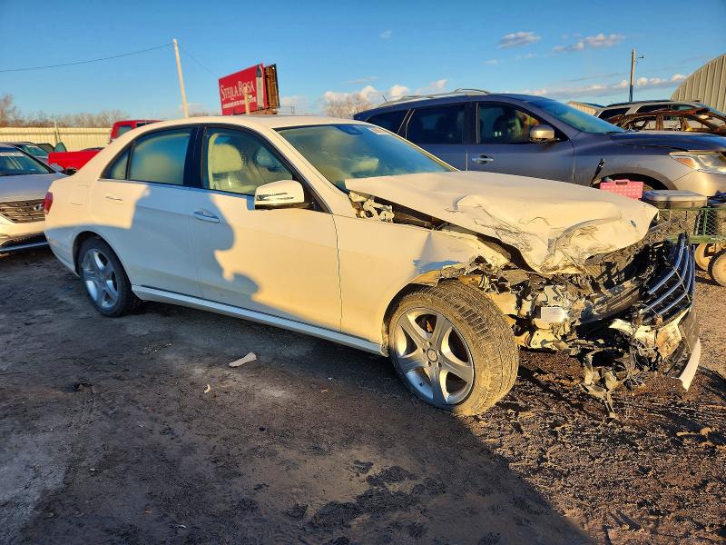 Photo 4 from auction – 2016 MERCEDES-BENZ E with VIN WDDHF5KB1GB263275
