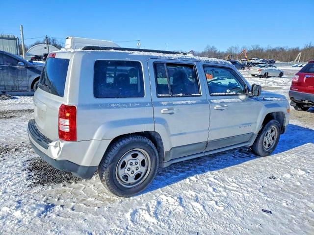 Photo 3 from auction – 2011 JEEP PATRIOT SP with VIN 1J4NT1GA8BD129403