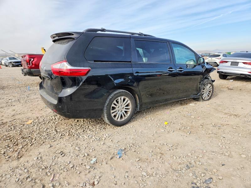 Photo 3 from auction – 2015 TOYOTA SIENNA XLE with VIN 5TDYK3DC3FS595676