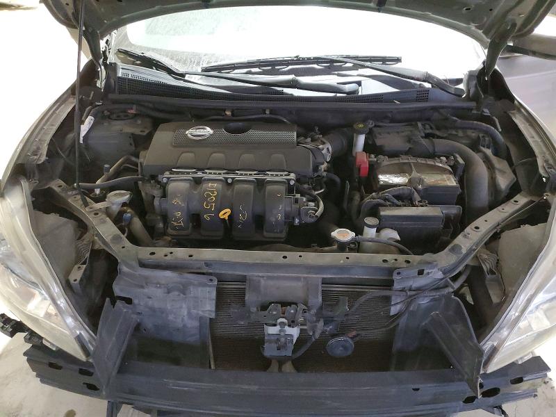 Photo 11 from auction – 2015 NISSAN SENTRA S with VIN 3N1AB7AP8FL641768