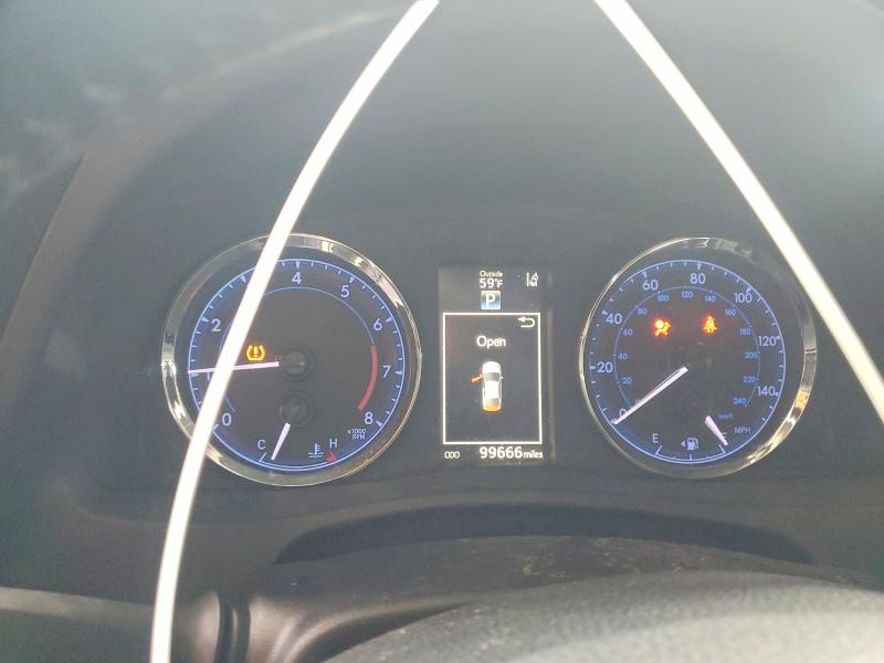 Photo 9 from auction – 2019 TOYOTA COROLLA with VIN 2T1BURHE2KC173755