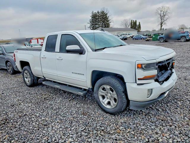 Photo 4 from auction – 2016 CHEVROLET SILVERADO with VIN 1GCVKREC6GZ152104