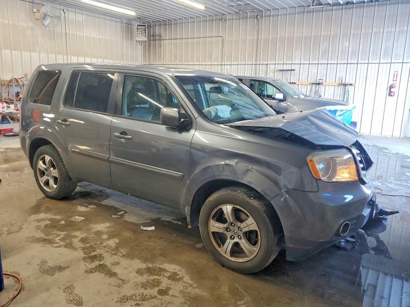 Photo 4 from auction – 2012 HONDA PILOT with VIN 5FNYF4H57CB017425