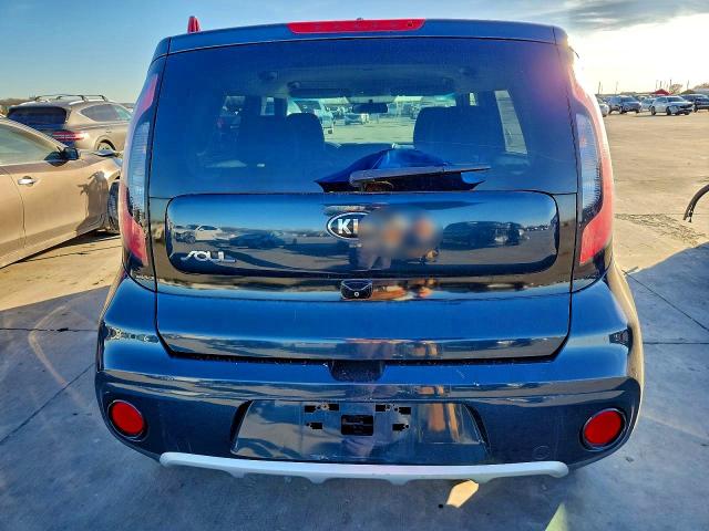 Zdjęcie 6 z aukcji – 2017 KIA SOUL + z VIN KNDJP3A55H7424630
