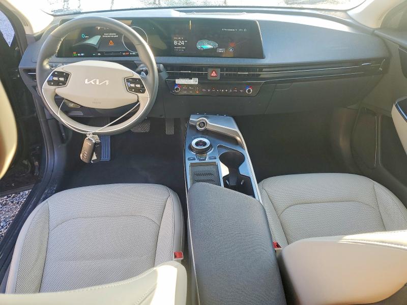 Photo 8 from auction – 2023 KIA EV6 LIGHT with VIN KNDC34LA5P5105176