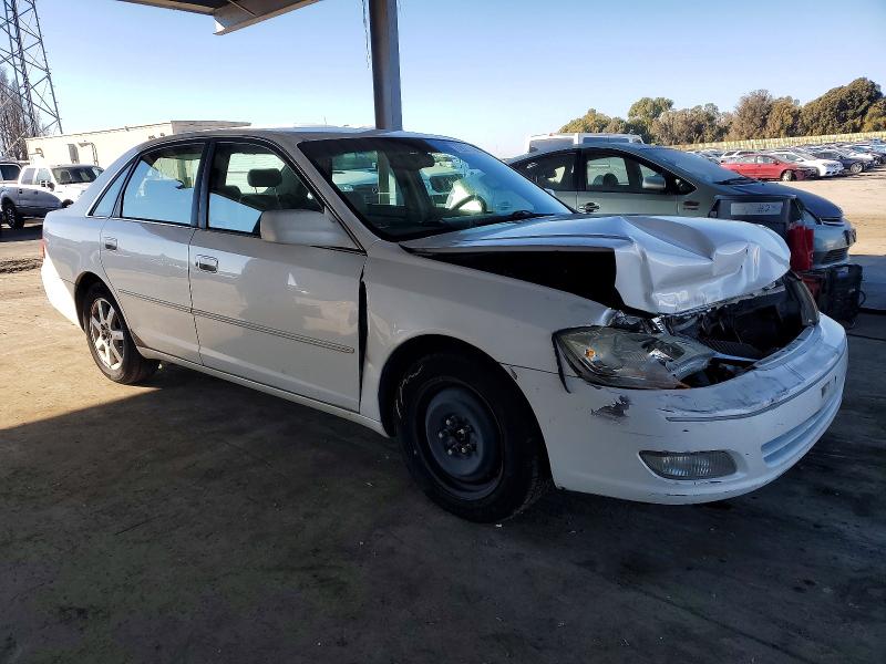 Photo 4 from auction – 2000 TOYOTA AVALON XL with VIN 4T1BF28B5YU039613