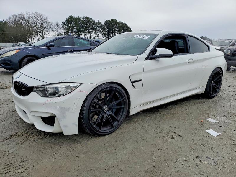 BMW M4 2015 with VIN WBS3R9C54FK330910 - Photo from auction
