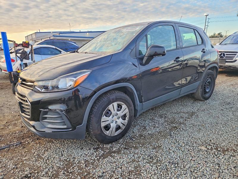 CHEVROLET TRAX 2017 with VIN 3GNCJKSB4HL160344 - Photo from auction