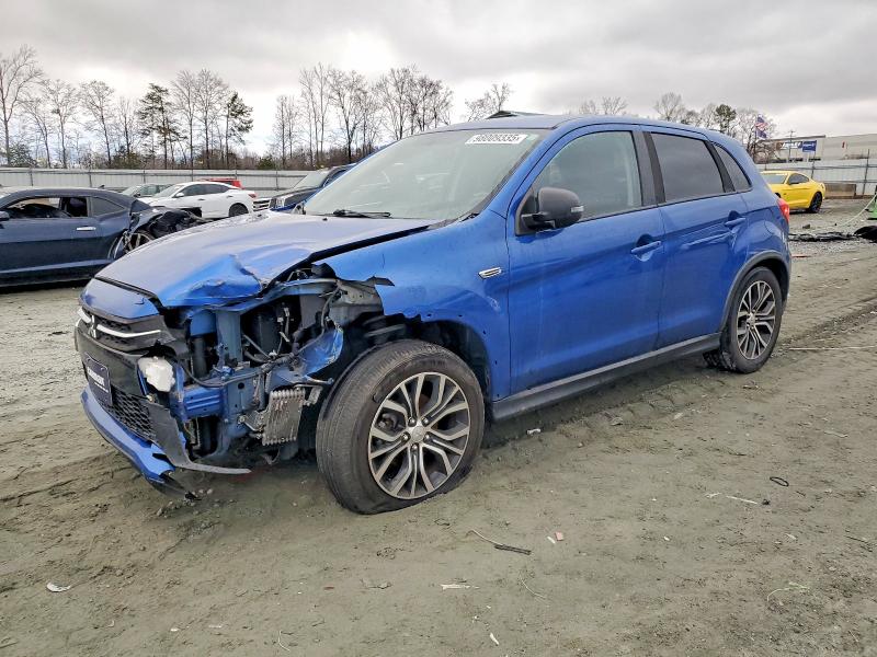 MITSUBISHI OUTLANDER 2019 z numerem VIN JA4AP3AU3KU033342 - Zdjęcie z aukcji