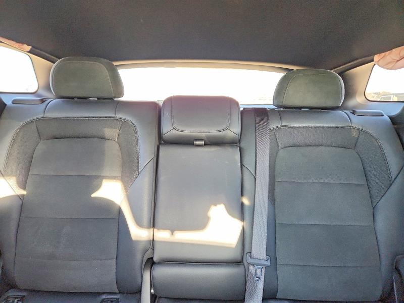 Photo 10 from auction – 2024 CHEVROLET BLAZER with VIN 3GNKDCRJ0RS183178