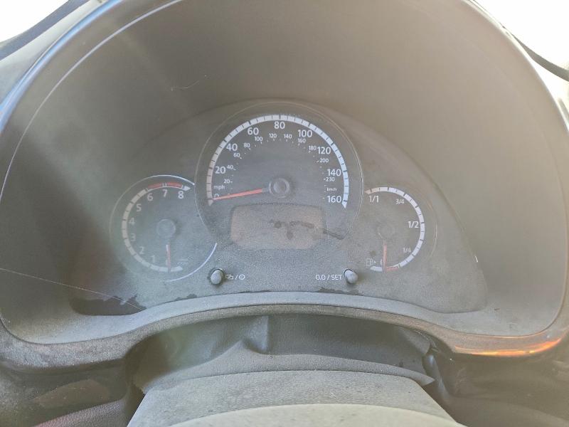 Photo 9 from auction – 2014 VOLKSWAGEN BEETLE with VIN 3VWF17ATXEM640257