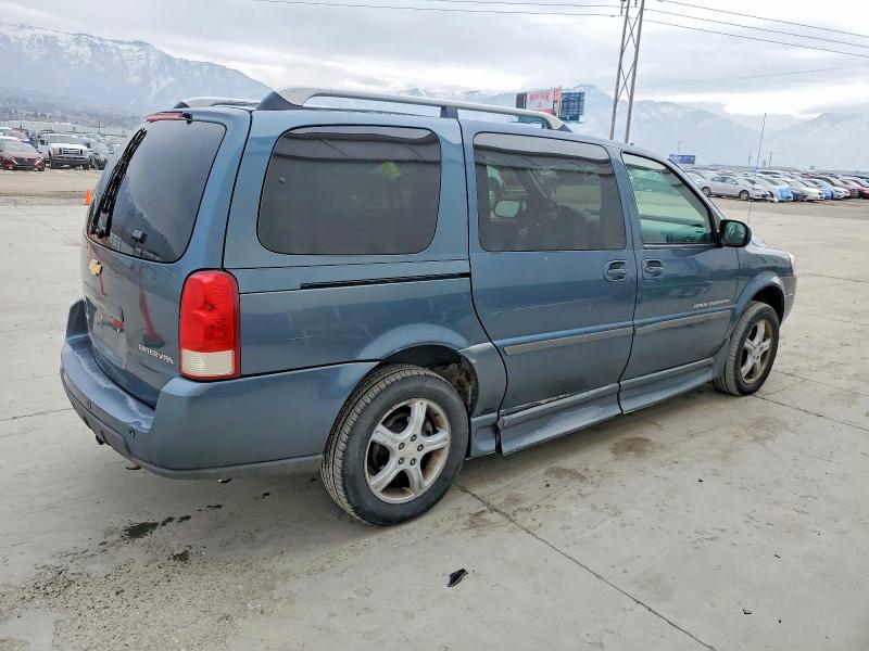 Photo 3 from auction – 2005 CHEVROLET UPLANDER L with VIN 1GNDV33L05D172157