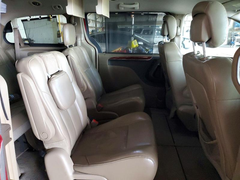 Photo 11 from auction – 2012 CHRYSLER TOWN & COU with VIN 2C4RC1GG4CR194467
