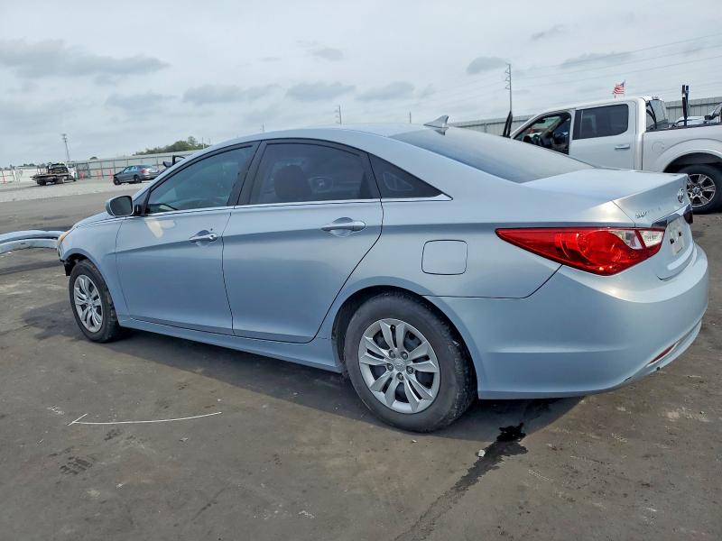Photo 2 from auction – 2011 HYUNDAI SONATA with VIN 5NPEB4AC8BH168572