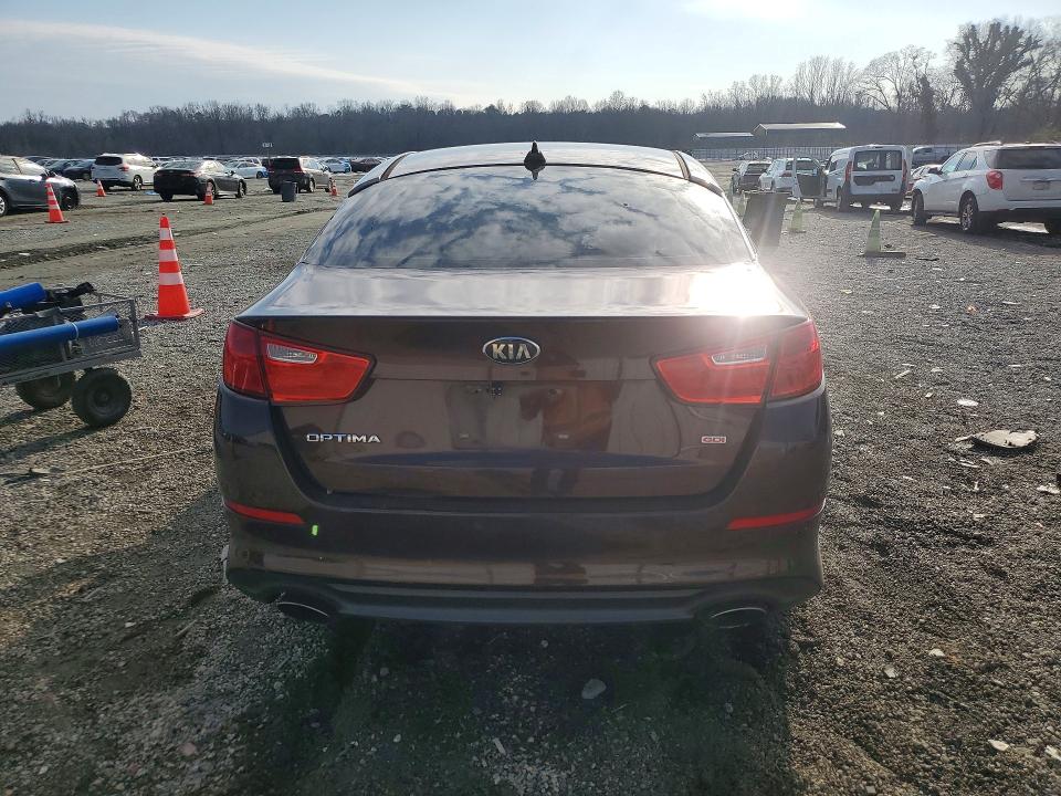 Photo 6 from auction – 2015 KIA OPTIMA with VIN 5XXGM4A72FG485061