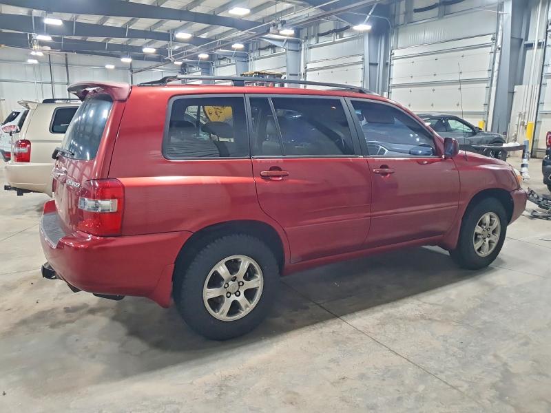 Photo 3 from auction – 2004 TOYOTA HIGHLANDER with VIN JTEDP21A340011804