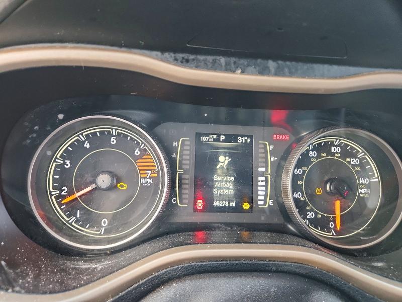 Photo 9 from auction – 2018 JEEP CHEROKEE L with VIN 1C4PJLCB3JD537577
