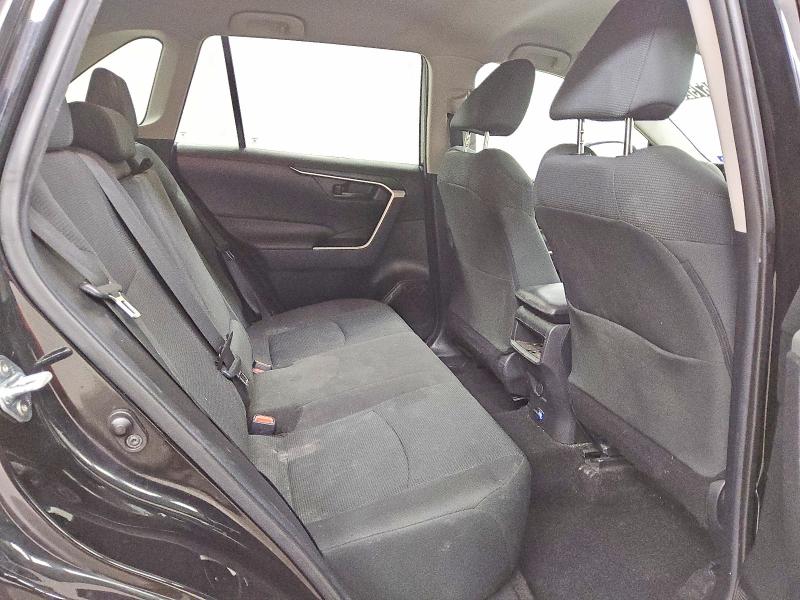 Photo 11 from auction – 2021 TOYOTA RAV4 LE with VIN 2T3H1RFV1MC127849