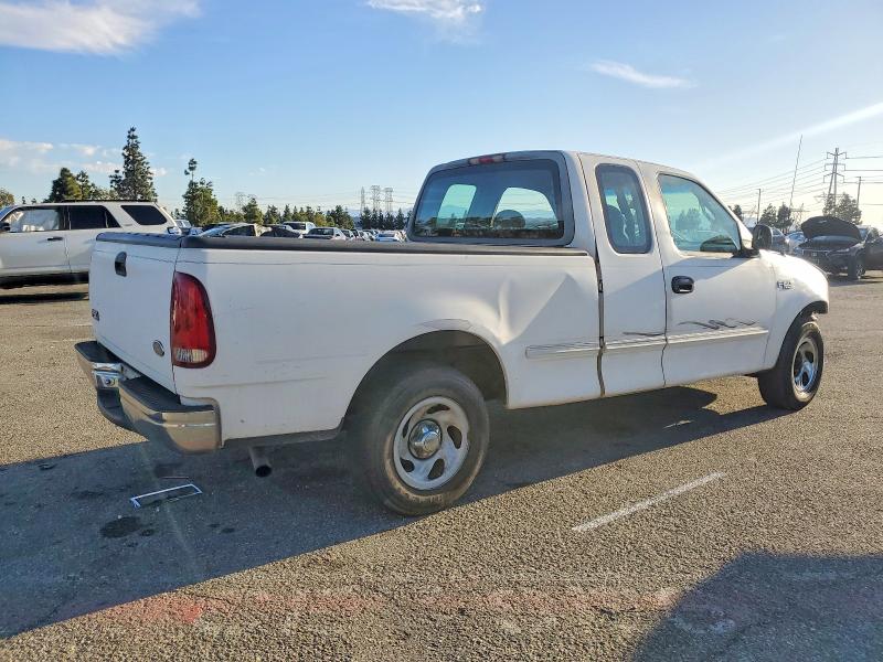 Photo 3 from auction – 1998 FORD F150 with VIN 2FTZX172XWCA67836