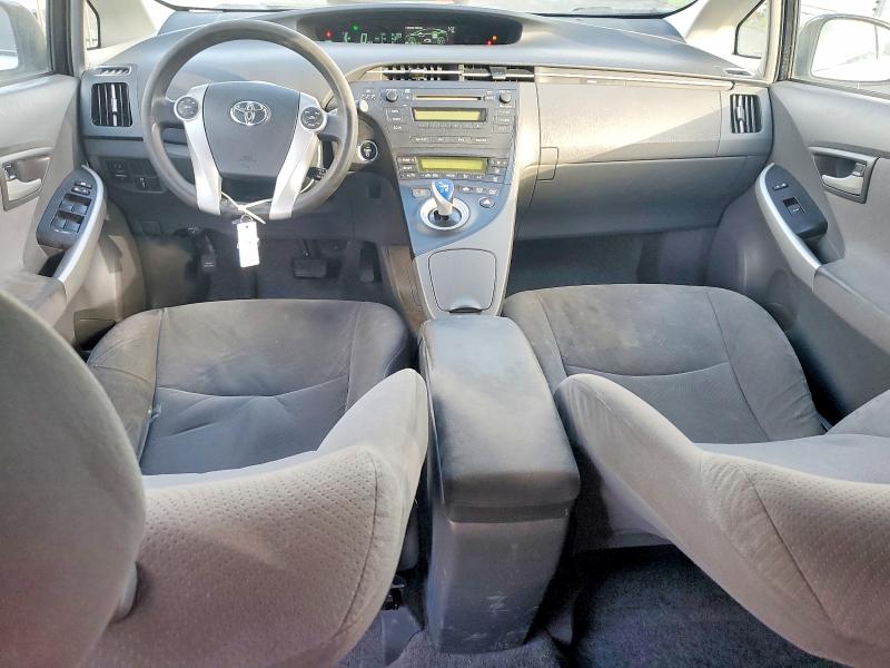 Photo 8 from auction – 2011 TOYOTA PRIUS with VIN JTDKN3DU3B0262817
