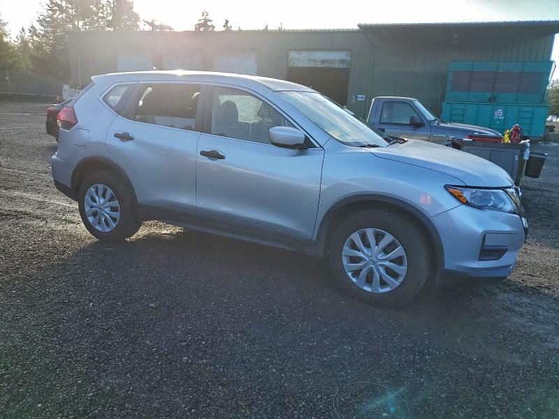Photo 4 from auction – 2017 NISSAN ROGUE S with VIN KNMAT2MV7HP533639