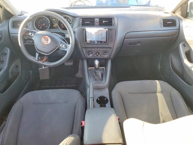 Photo 8 from auction – 2015 VOLKSWAGEN JETTA BASE with VIN 3VW2K7AJ9FM305096