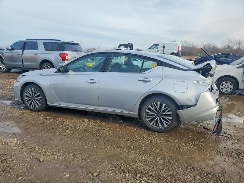 Photo 2 from auction – 2024 NISSAN ALTIMA with VIN 1N4BL4DV4RN375554