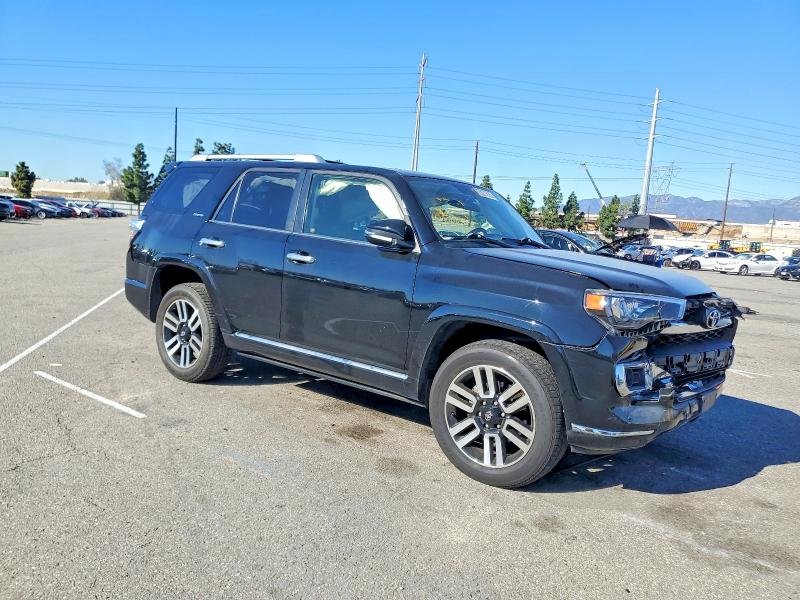 Photo 4 from auction – 2018 TOYOTA 4RUNNER SR with VIN JTEBU5JR2J5511314