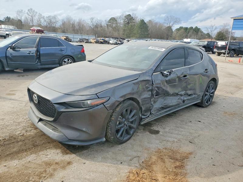 MAZDA 3 2021 with VIN JM1BPBNYXM1401201 - Photo from auction