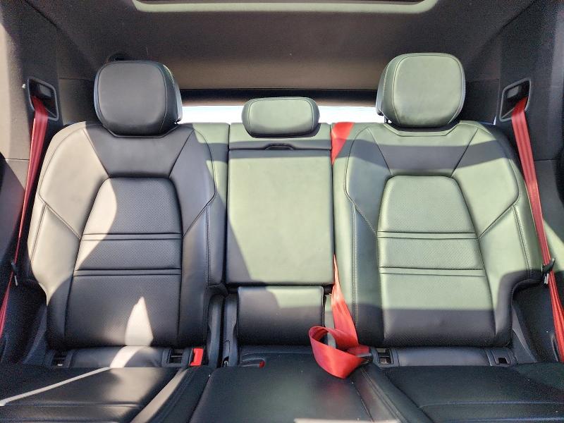Photo 10 from auction – 2019 PORSCHE CAYENNE with VIN WP1AA2AY1KDA02500