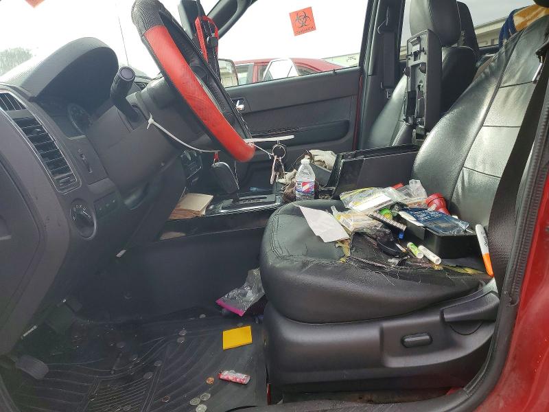 Photo 7 from auction – 2010 FORD ESCAPE LIM with VIN 1FMCU0E77AKC61456