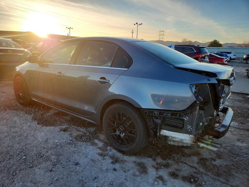 Photo 2 from auction – 2017 VOLKSWAGEN JETTA S with VIN 3VW2B7AJ8HM415446