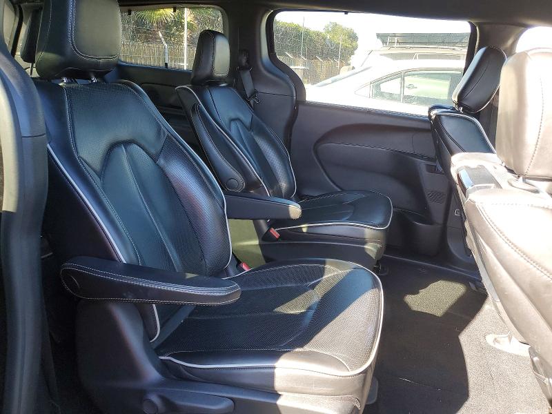 Photo 11 from auction – 2020 CHRYSLER PACIFICA H with VIN 2C4RC1N70LR199426