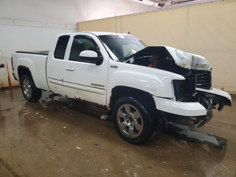 Photo 4 from auction – 2011 GMC SIERRA with VIN 1GTR2VE32BZ305631